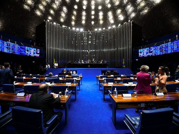 Proposta de emenda à Constituição passou por segunda sessão de discussão e volta à pauta nesta quinta Marcos Oliveira/Agência Senado