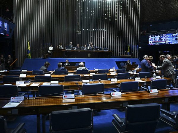 Mesa: 
senador Carlos Portinho (PL-RJ); 
senador Nelsinho Trad (PSD-MS);
presidente do Senado Federal, senador Davi Alcolumbre (União-AP);
senador Veneziano Vital do Rêgo (MDB-PB);
secretário-geral da Mesa do Senado Federal, Danilo Augusto Barboza de Aguiar.