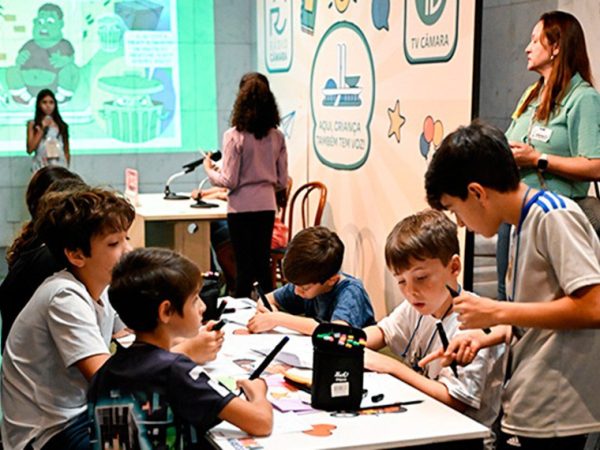 Símbolos do Parlamento foram recriados utilizando recursos cenográficos e tecnológicos Andressa Anholete/Agência Senado