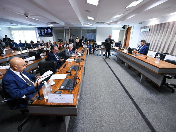 Bancada:
senador Confúcio Moura (MDB-RO); 
ex-senador Guaracy da Silveira;
senador Jaime Bagattoli (PL-RO); 
senador Zequinha Marinho (Podemos-PA).