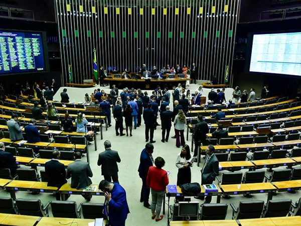 Mesa: 
senador Davi Alcolumbre (União-AP);
presidente do Senado Federal, senador Rodrigo Pacheco (PSD-MG); 
secretário-geral da Mesa do Senado Federal, Gustavo A. Sabóia Vieira.