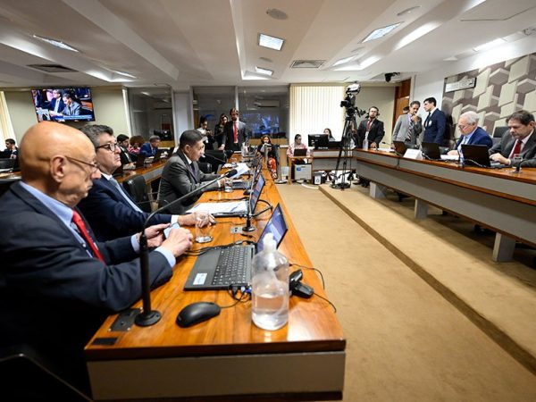 Bancada:
senador Esperidião Amin (PP-SC); 
senador Fernando Farias (MDB-AL); 
senador Hamilton Mourão (Republicanos-RS), em pronunciamento;
senador Rogério Carvalho (PT-SE).