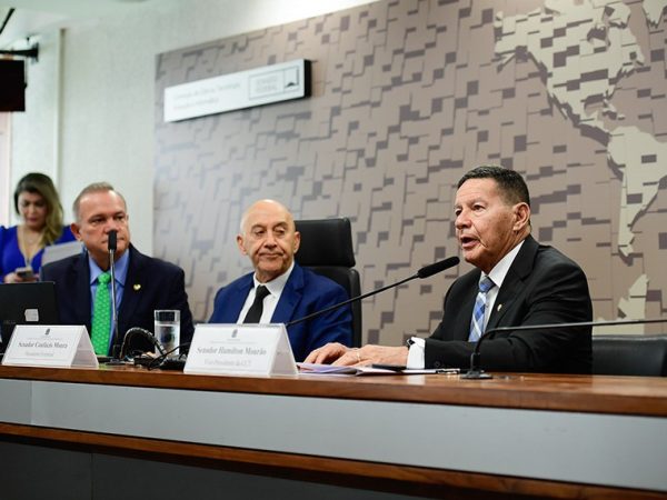 Mesa: 
senador Wellington Fagundes (PL-MT);
presidente eventual da CCT, senador Confúcio Moura (MDB-RO);
vice-presidente da CCT, senador Hamilton Mourão (Republicanos-RS), em pronunciamento.