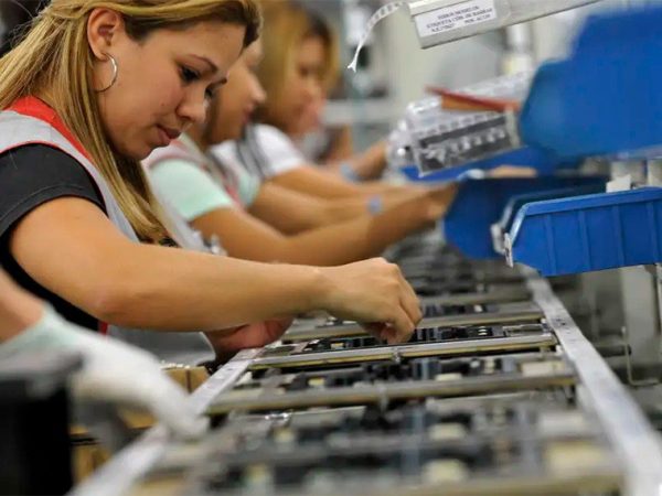 Mais da metade dos consultados acha que carga horária menor melhora qualidade de vida e saúde mental das pessoas Paulo Lacerda/CNI