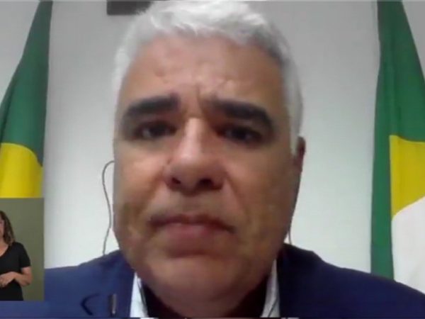 O senador fez o seu discurso de forma remota TV Senado