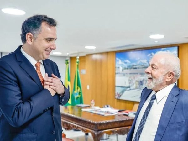 Pacheco levou proposta para equacionar as dívidas dos estados ao presidente Lula em novembro do ano passado Ricardo Stuckert/PR