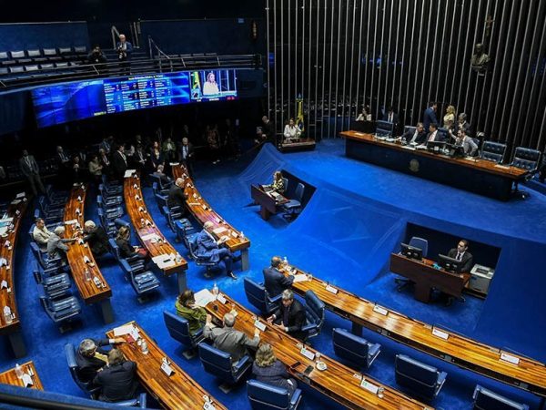O processo de licenciamento ambiental é motivo de discordância entre a Petrobras e o Ibama Jonas Pereira/Agência Senado