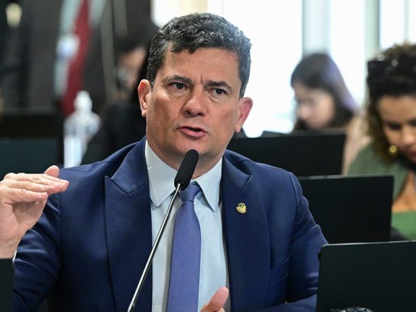 Senador Sergio Moro (União-PR) em pronunciamento à bancada.
