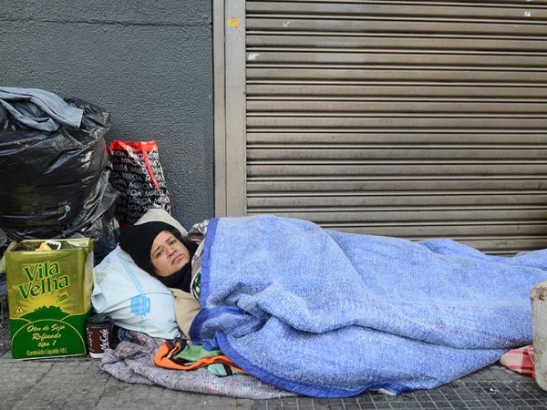 Ipea estima mais de 200 mil pessoas em situação de rua no Brasil Rovena Rosa/ABr