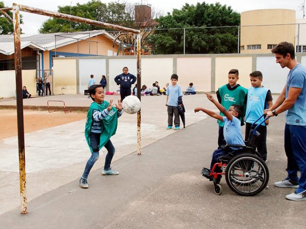 Ensino adaptado a estudantes com deficiência pode virar norma constitucional Lucilia Guimarães/SMCS
