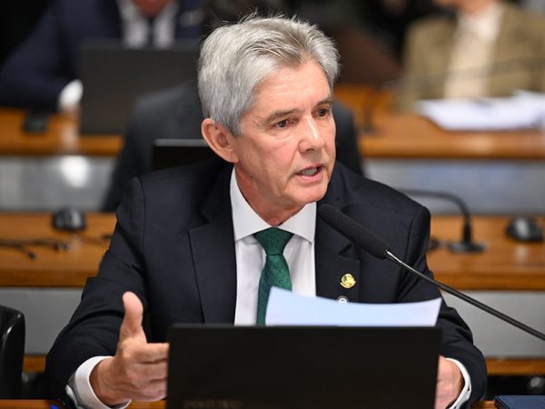 imagem_materia Relator, o senador Jaime Bagattoli afirmou que os crimes relacionados a combustíveis têm aumentado no país MMULLER
