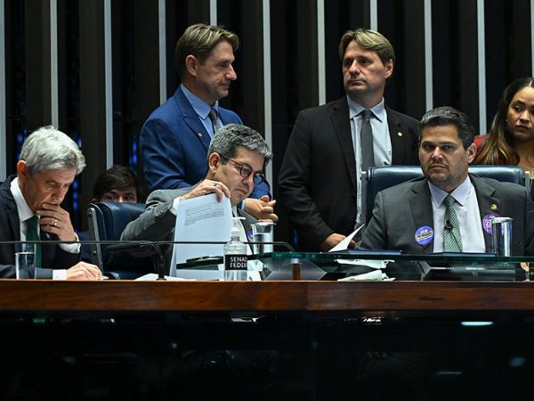 Mesa: 
senador Jaime Bagattoli (PL-RO);
senador Randolfe Rodrigues (PT-AP); 
presidente do Senado Federal, senador Davi Alcolumbre (União-AP).