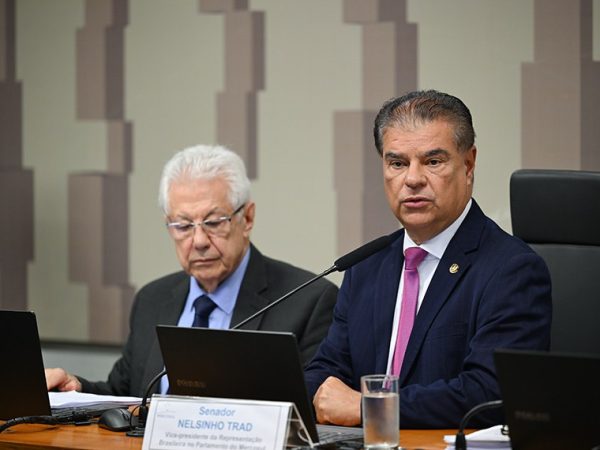 Mesa: 
presidente da CPCMS, deputado Arlindo Chinaglia (PT-SP);
vice-presidente da CPCMS (SF), senador Nelsinho Trad (PSD-MS).