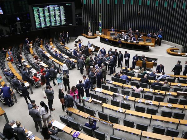 Aprovada pela Câmara na quarta, a PEC 18/2025, que integra a segurança pública, será analisada pelos senadores Kayo Magalhães/Câmara dos Deputado