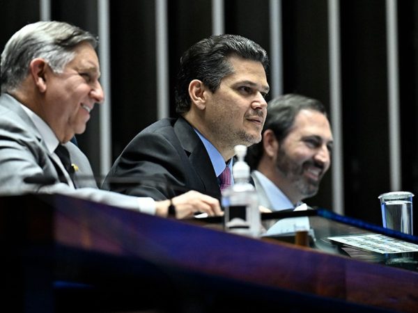Mesa: 
senador Izalci Lucas (PL-DF);
presidente do Senado Federal, senador Davi Alcolumbre (União-AP); 
secretário-geral da Mesa do Senado Federal, Danilo Augusto Barboza de Aguiar.