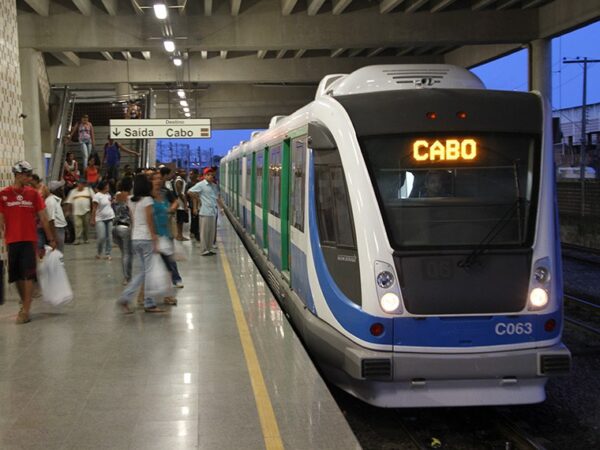 Metrô em Recife: mobilidade urbana deverá fazer parte de relatório de impacto de um novo empreendimento nos bairros PAC