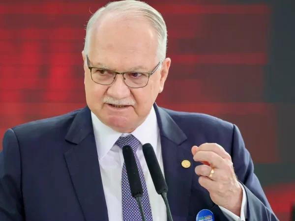 04/02/2026 - Brasília - O presidente do STF, Edson Fachin durante cerimônia de assinatura do Pacto Brasil de Enfrentamento ao Feminicídio. Palácio do Planalto. Brasília (DF) - Brasil. Foto: Fabio Rodrigues-Pozzebom/Agência Brasil