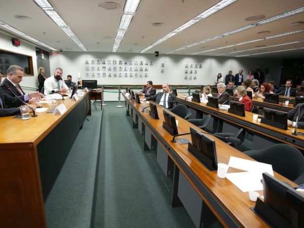 Brasília (DF), 23/09/2025 Reunião do Conselho de Ética e Decoro Parlamentar da Câmara que abriu processo contra o deputado federal Eduardo Bolsonaro. Foto: Lula Marques/Agência Brasil