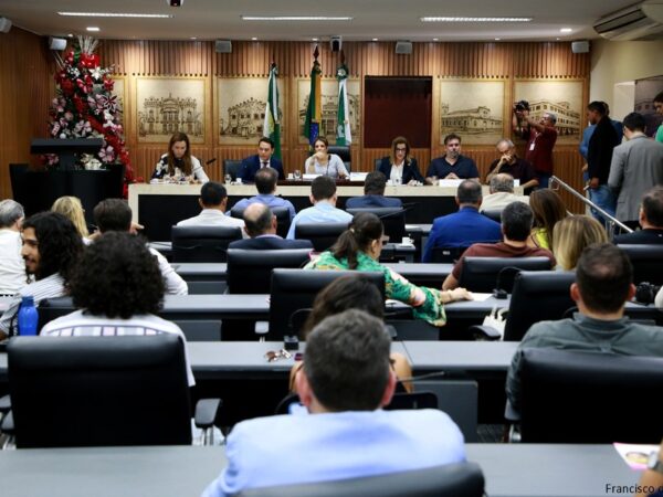 Audiência pública na Câmara de Natal discute revitalização do bairro da Ribeira — Foto: Francisco de Assis