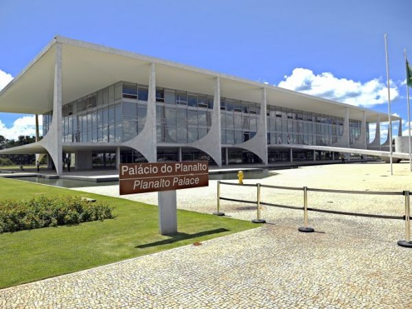 Brasília - monumentos e prédios públicos - Palácio do Planalto Oscar Niemeyer arquitetura