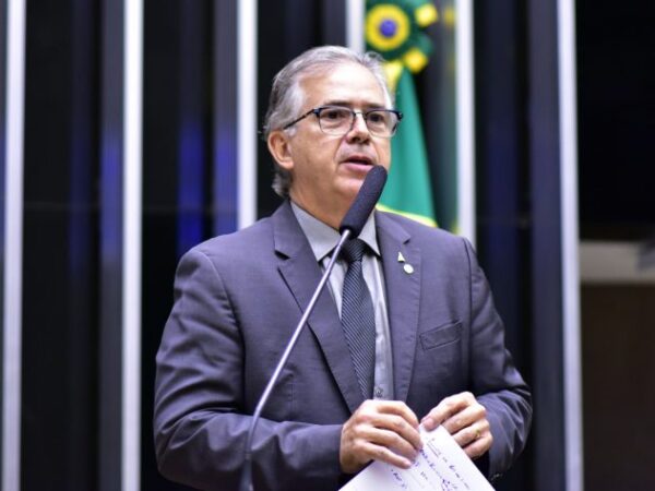 Discussão e votação de propostas. Dep. Joaquim Passarinho (PL - PA)