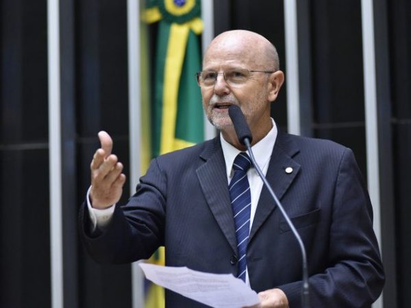 Discussão e votação de propostas. Dep. Bohn Gass(PT - RS)