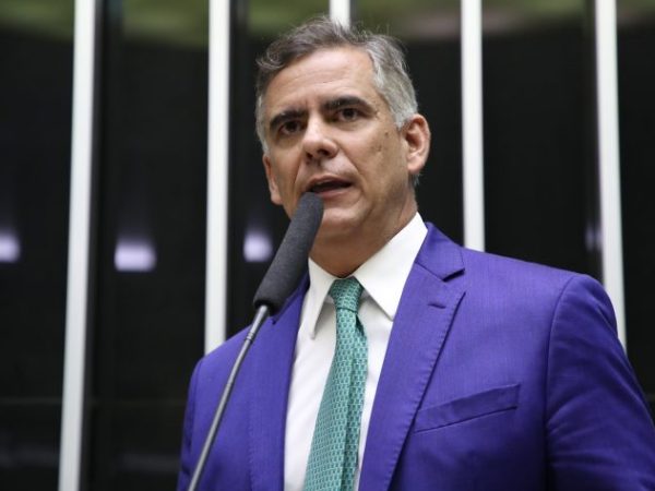 Discussão e votação de propostas. Dep. Leur Lomanto Júnior(UNIÃO - BA)