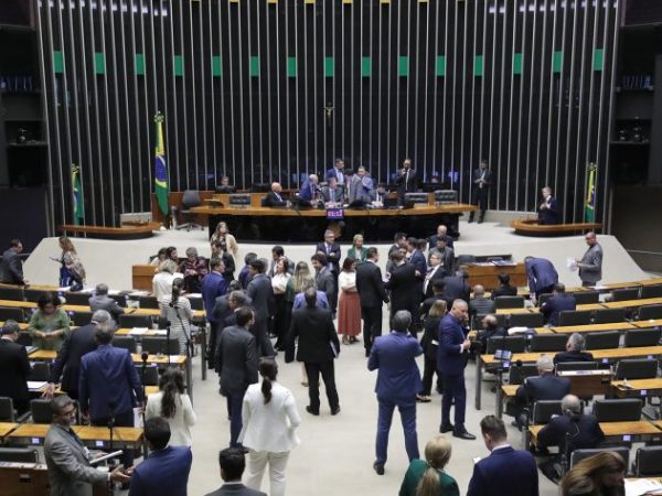 Discussão e votação de propostas. Dep.