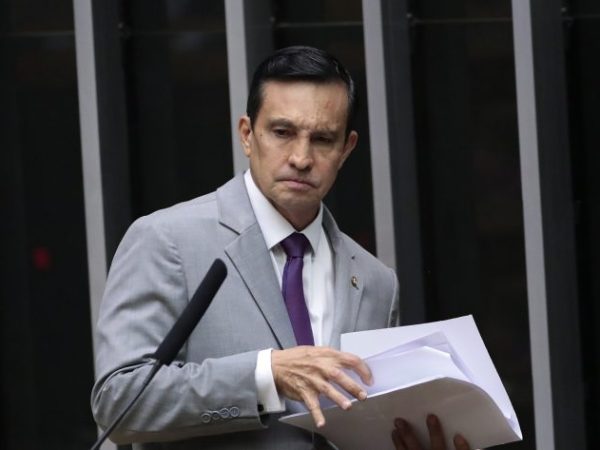 Discussão e votação de propostas. Dep. Sidney Leite(PSD - AM)