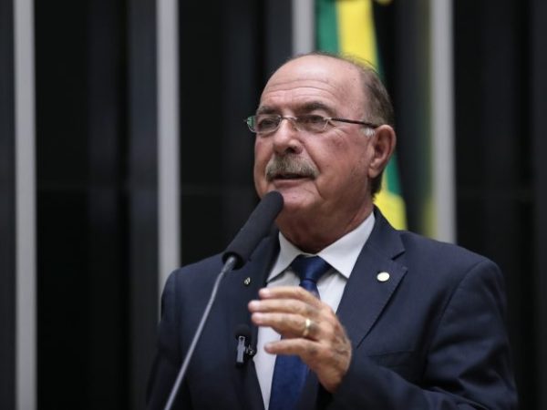 Discussão e votação de propostas. Dep. Dr. Zacharias Calil (UNIÃO-GO)