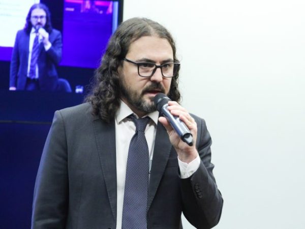 Audiência Pública - Cashback e cesta básica e demais alimentos. Diretor de Programa da Secretaria Extraordinária da Reforma Tributária do Ministério da Fazenda - Secretaria Extraordinária da Reforma Tributária do Ministério da Fazenda, Rodrigo Octávio Orair