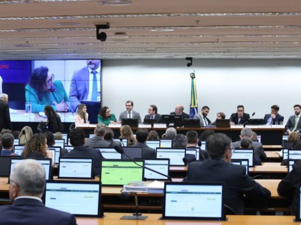 Audiência Pública - Transição para o novo modelo, fixação de alíquotas e avaliação quinquenal.