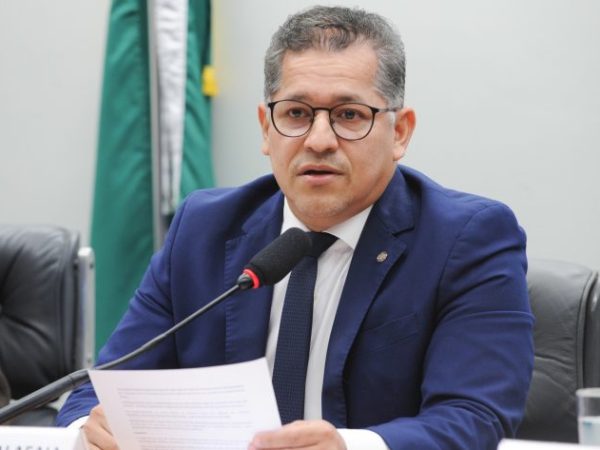 Deputado Dorinaldo Malafaia (PDT-AP) fala em comissão da Câmara dos Deputados