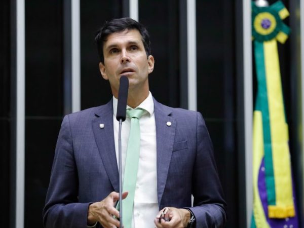 Discussão e votação de propostas legislativas. Dep. Luiz Lima (PL - RJ)