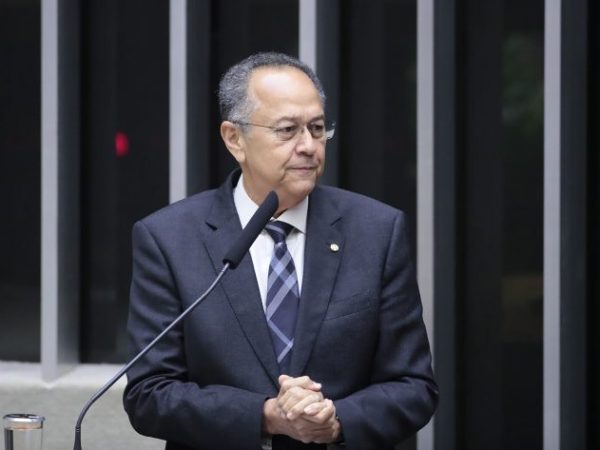Homenagem ao Centenário das Assembleias de Deus no Rio Grande do Sul. Dep. Silas Câmara (REPUBLICANOS - AM)