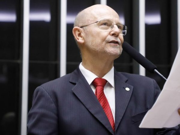 Discussão e votação de propostas legislativas. Dep. Bohn Gass (PT-RS)