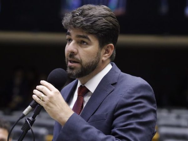 Discussão e votação de propostas legislativas. Dep. Zé Vitor (PL - MG)