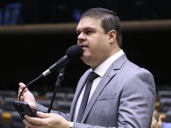 Discussão e votação de propostas legislativas. Dep. Bruno Farias (AVANTE - MG)