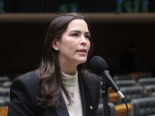 Discussão e Votação de Propostas Legislativas. Dep. Maria Arraes (SOLIDARIEDADE-PE)