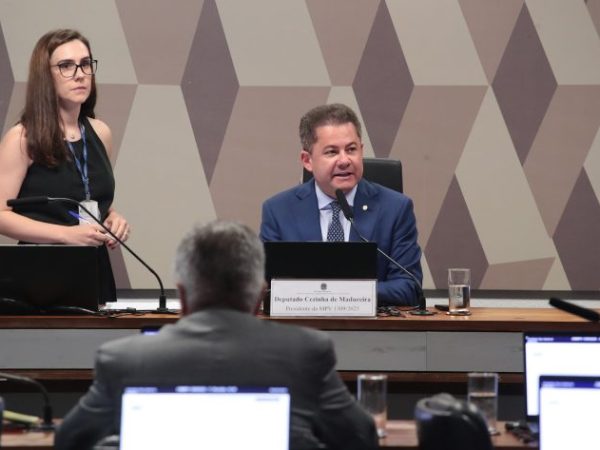 Instalação da Comissão e Eleição de Presidente e Vice-Presidente. Dep. Cezinha de Madureira(PSD - SP)