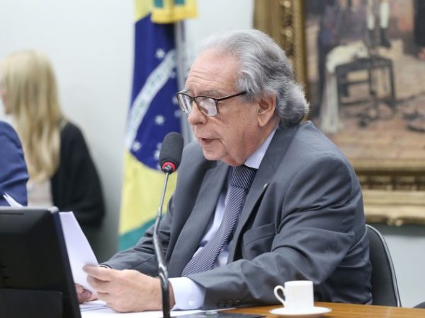 Discussão e votação de propostas legislativas. Dep. Paulo Magalhães (PSD - BA)