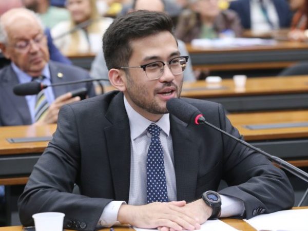 img20260413171244541-768×473 Deputado Kim Kataguiri (Missão-SP) fala em comissão da Câmara dos Deputados