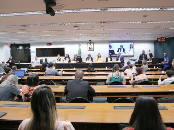 Audiência Pública - Política nacional de atenção integral às imunodeficiências primárias