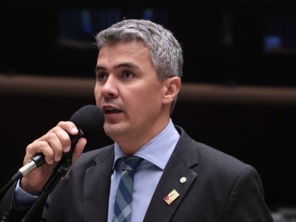 Discussão e votação de propostas legislativas. Dep. Diego Garcia (REPUBLICANOS-PR)