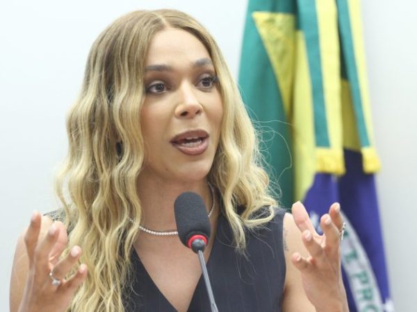 Tribuna das Mulheres: trabalhadoras pelo fim da escala 6x1 e da sobrecarga de trabalho na vida das mulheres Dep. Erika Hilton (PSOL - SP)