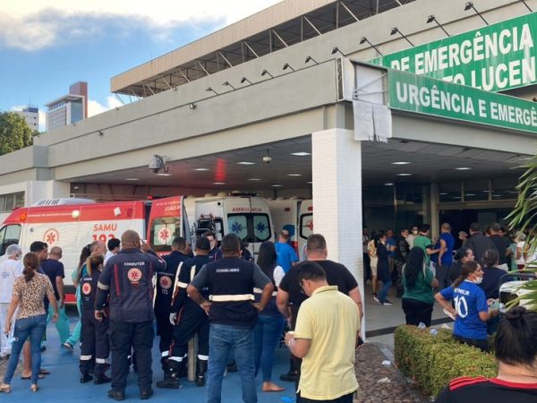 Incêndio atinge laboratório do Hospital de Trauma de João Pessoa — Foto: Pedro Hugo/TV Cabo Branco