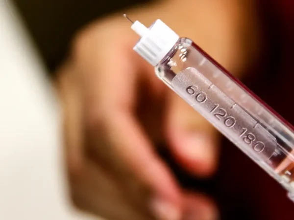 Canetas para aplicação de insulina,exame da curva glicêmica