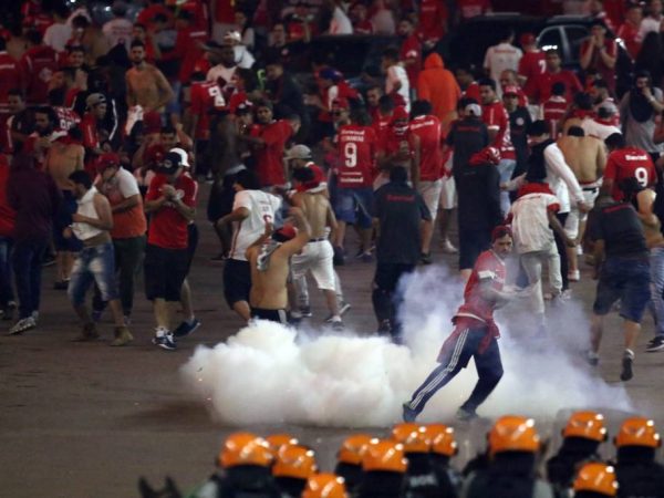 Esta não foi a primeira vez que os torcedores colorados se revoltaram com o resultado negativo - Foto: ROBERTO VINICIUS / Gazeta Press