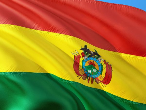 Bandeira da Bolívia. Foto: Jorono/Pixabay