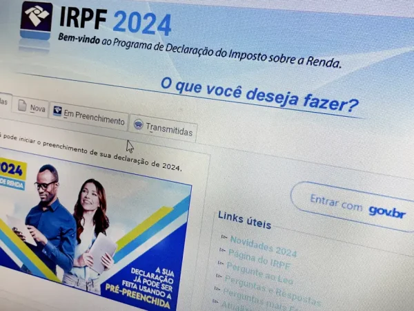 Brasília (DF), 12.03.2024 - IMPOSTO DE RENDA 2024 - Receita Federal libera para download o Programa do Imposto de Renda 2024. Foto: Juca Varella/Agência Brasil